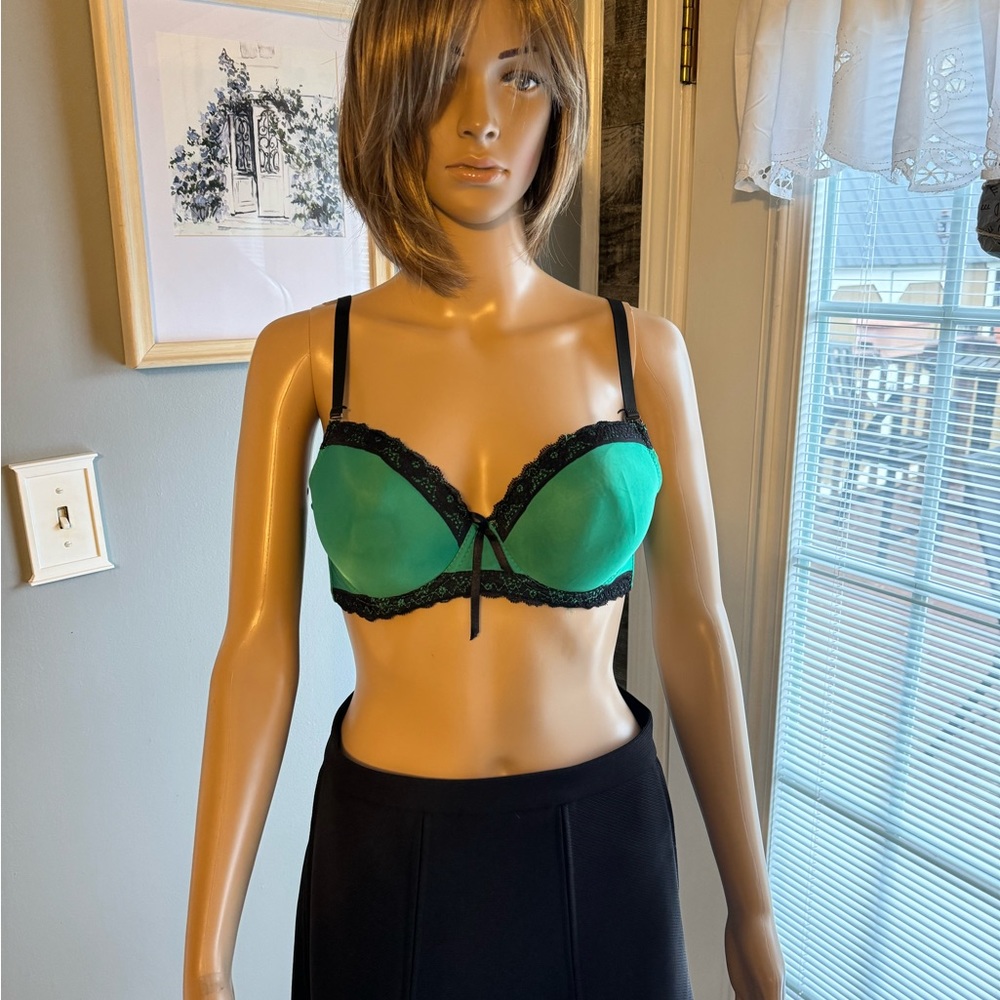 Angelina‎ Bra SZ 36C
